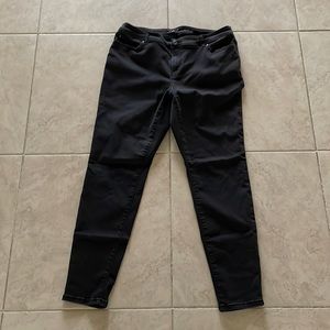 INC skinny leg curvy fit women’s jeans